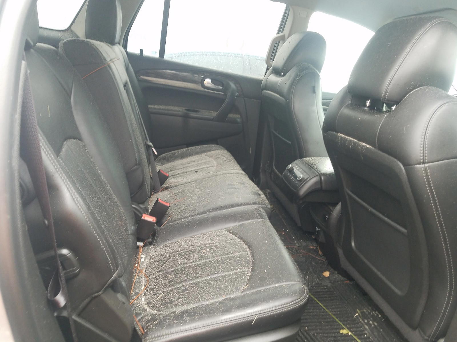 Photo 6 from auction – 2014 BUICK ENCLAVE with VIN 5GAKRCKD1EJ192743
