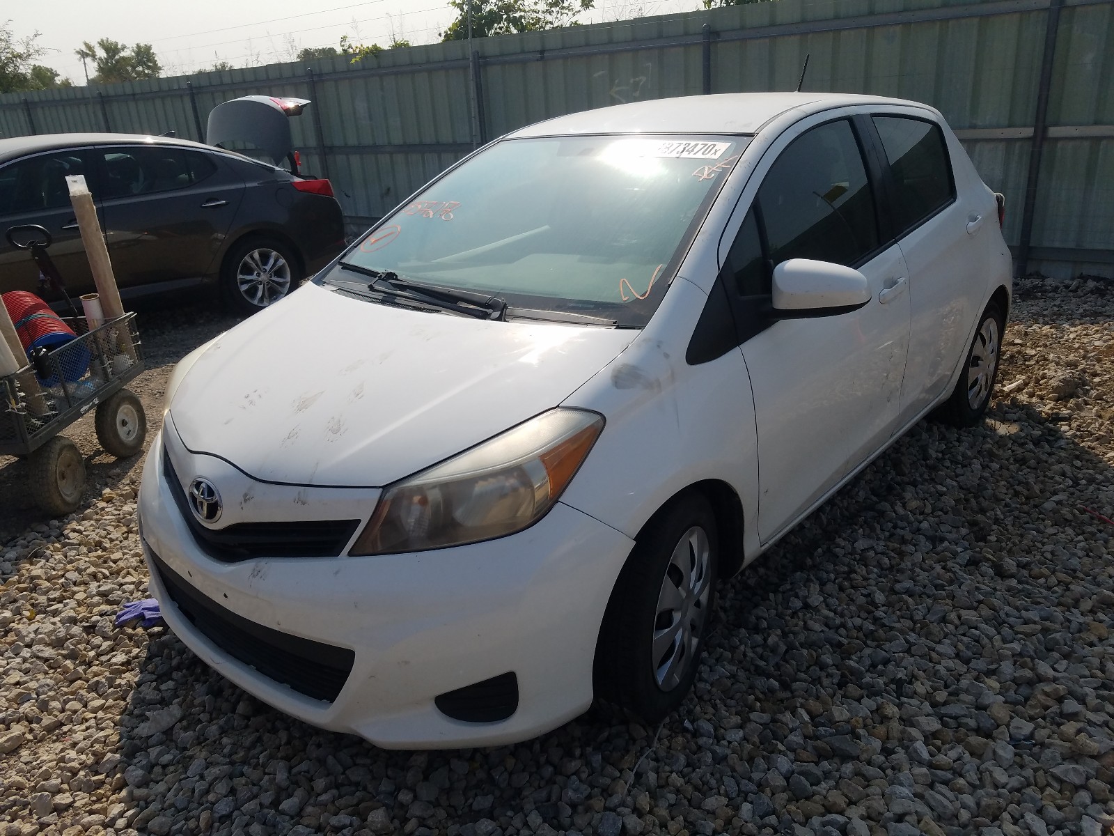 Photo 2 from auction – 2013 TOYOTA YARIS with VIN JTDKTUD34DD557276