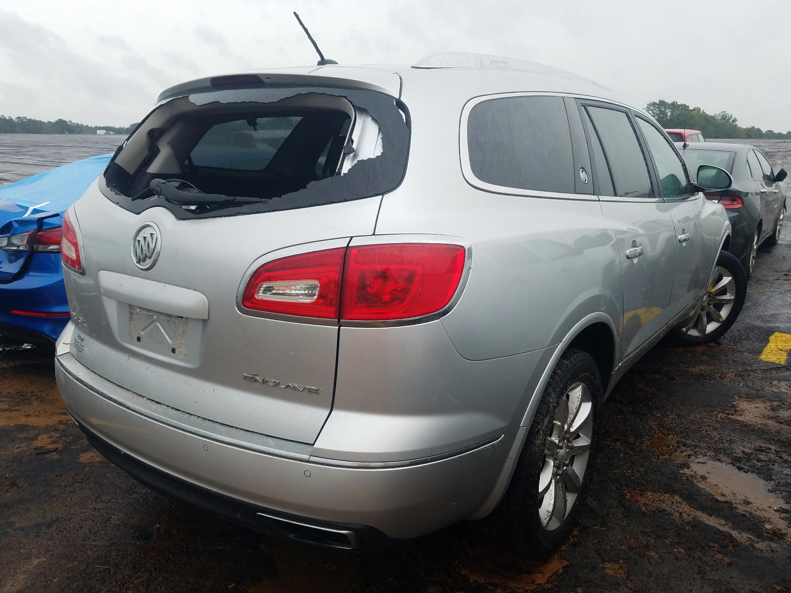Photo 4 from auction – 2014 BUICK ENCLAVE with VIN 5GAKRCKD1EJ192743
