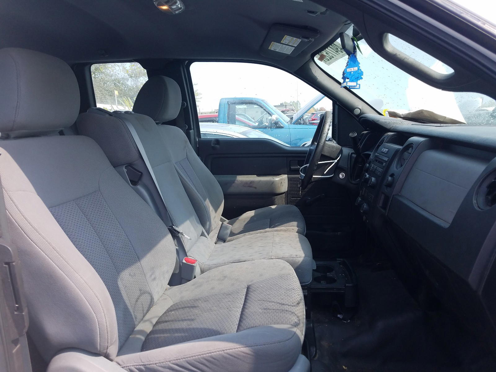 Photo 5 from auction – 2012 FORD F150 SUPER with VIN 1FTEX1EMXCFB88613
