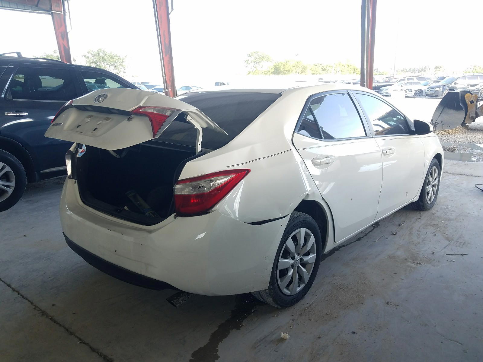 Photo 4 from auction – 2016 TOYOTA COROLLA L with VIN 5YFBURHE1GP449544