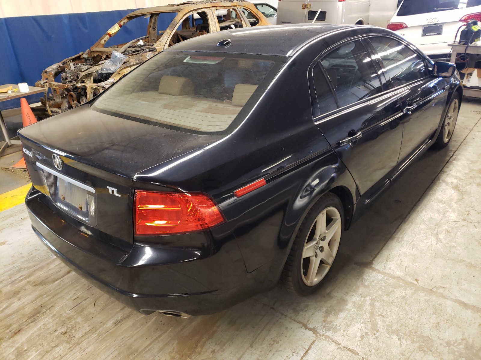 Photo 4 from auction – 2006 ACURA 3.2TL with VIN 19UUA66216A067835
