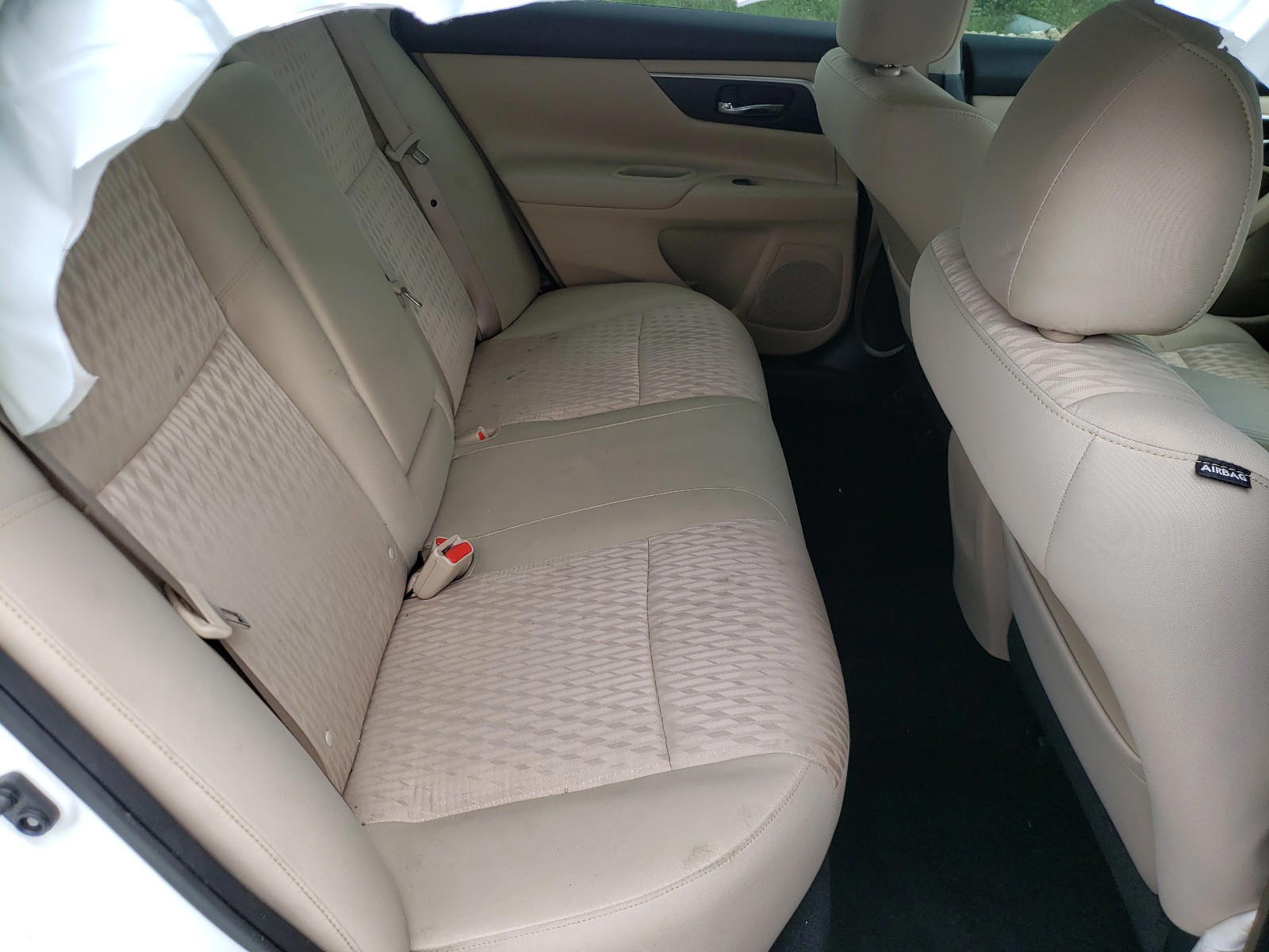 Photo 6 from auction – 2017 NISSAN ALTIMA 2.5 with VIN 1N4AL3AP0HC297635
