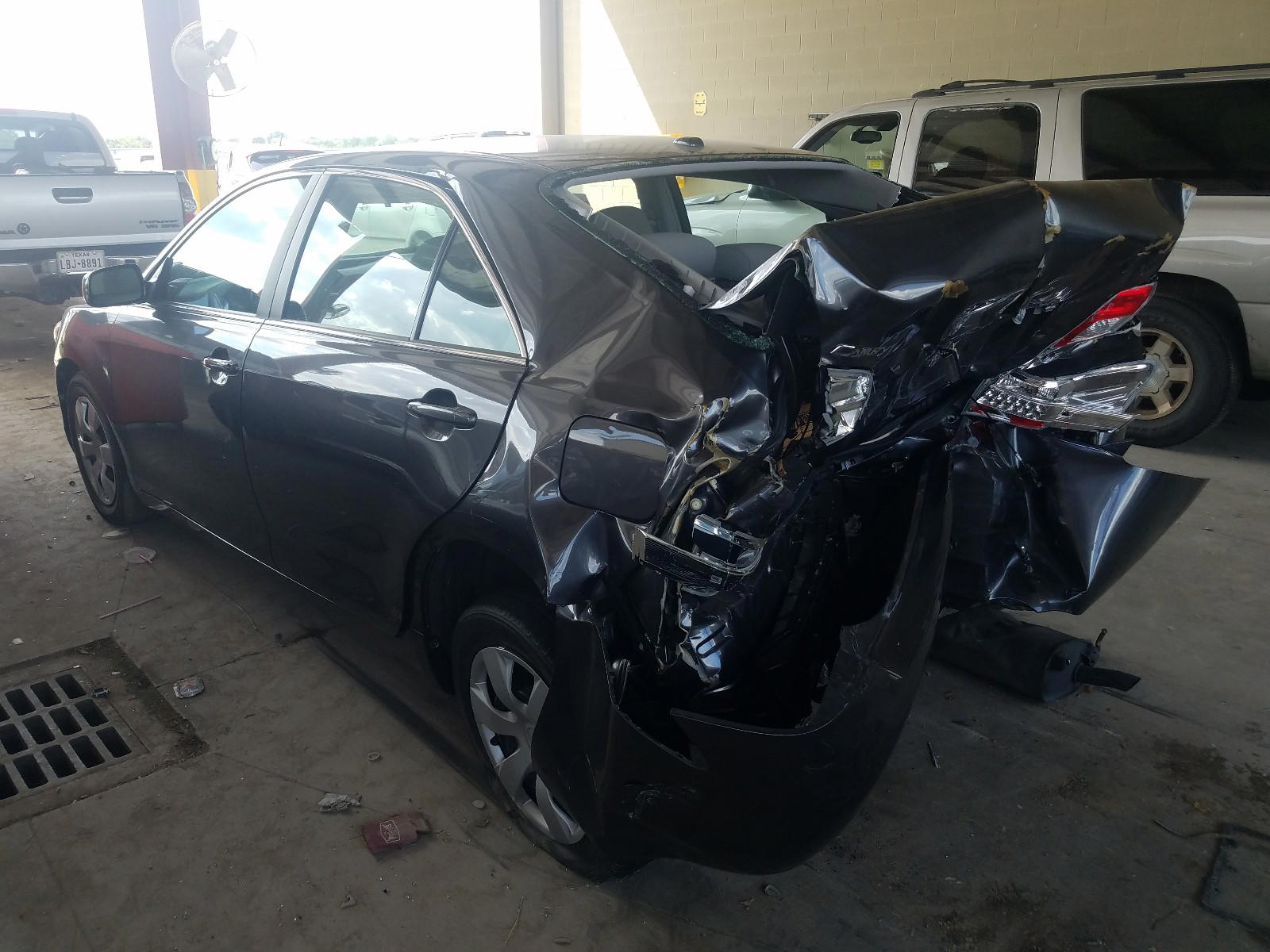 Photo 3 from auction – 2011 TOYOTA CAMRY BASE with VIN 4T4BF3EK3BR093077