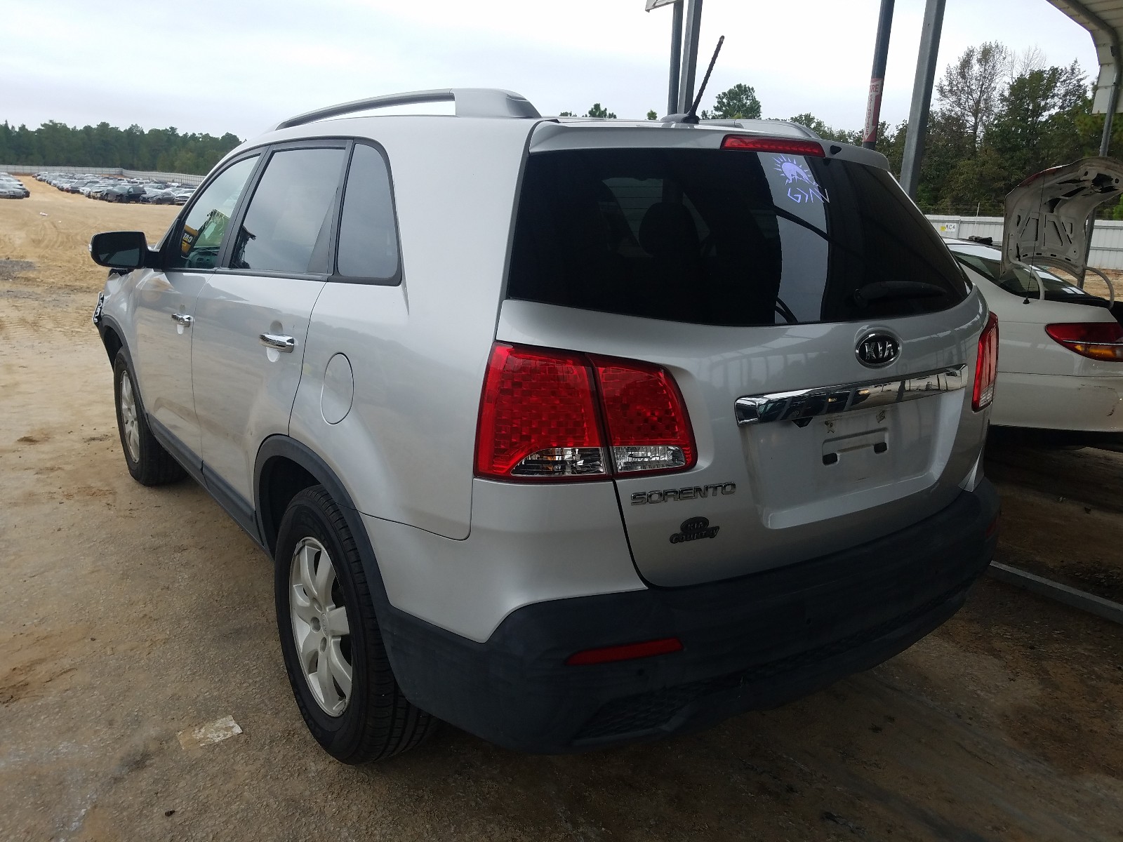 Photo 3 from auction – 2011 KIA SORENTO BA with VIN 5XYKT3A10BG053285
