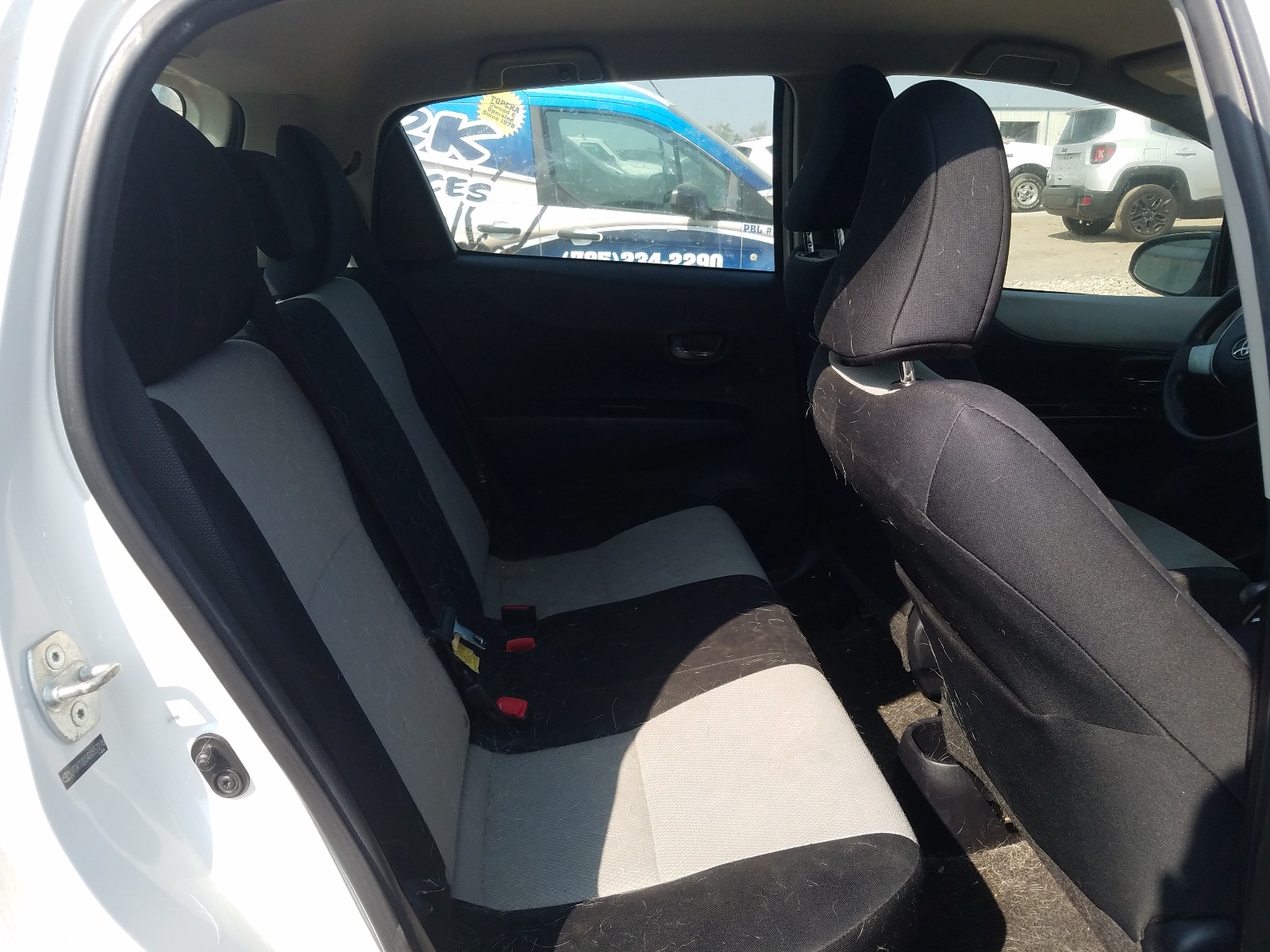 Photo 6 from auction – 2013 TOYOTA YARIS with VIN JTDKTUD34DD557276