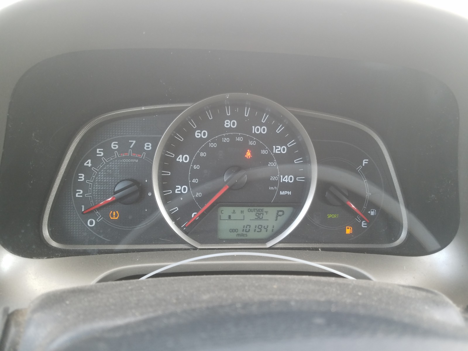 Photo 8 from auction – 2014 TOYOTA RAV4 XLE with VIN 2T3WFREV3EW124963