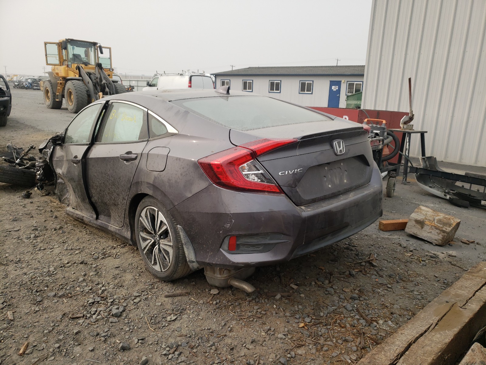 Photo 3 from auction – 2018 HONDA CIVIC EX with VIN 2HGFC1E37JH646208
