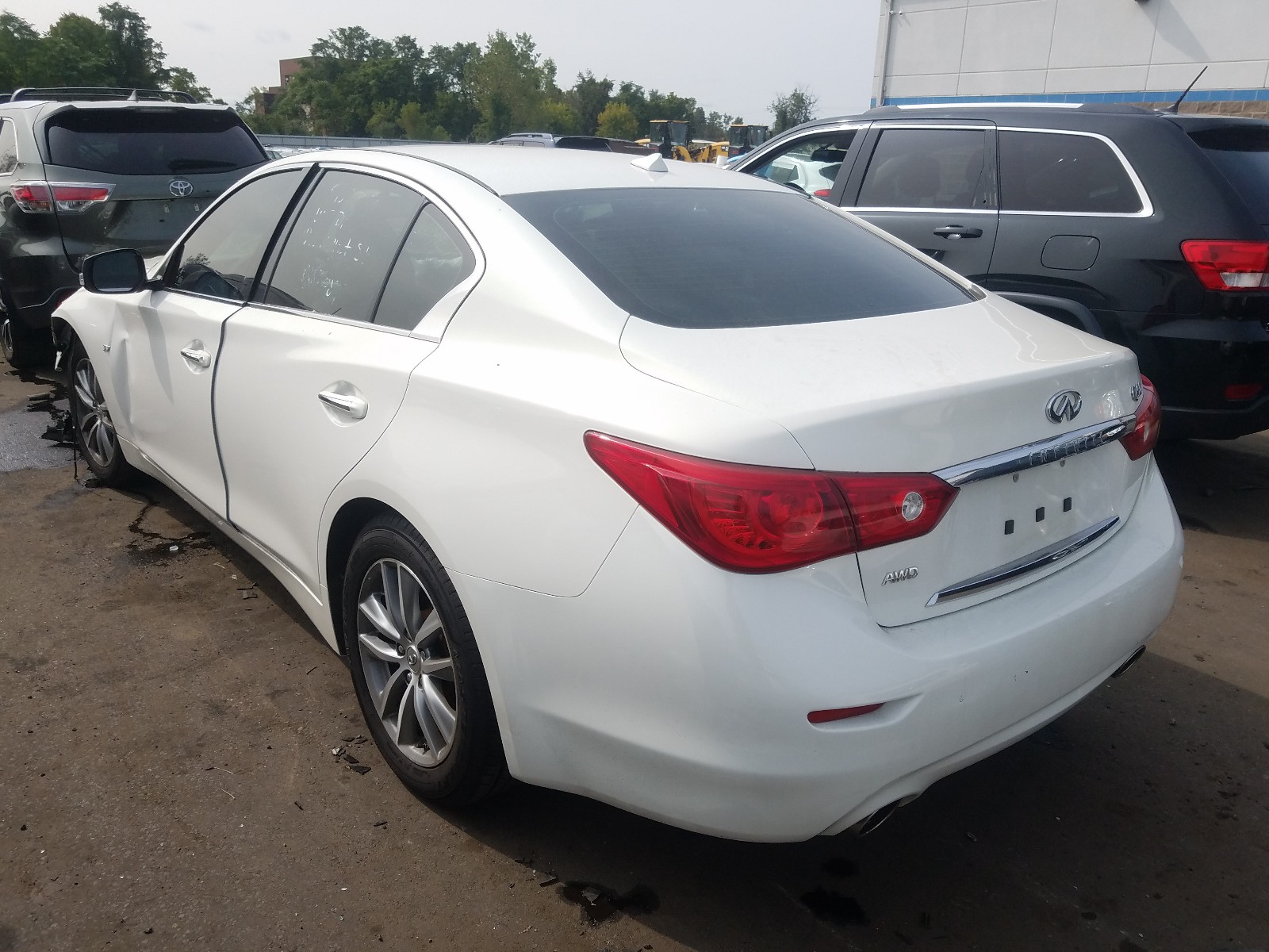 Photo 3 from auction – 2015 INFINITI Q50 BASE with VIN JN1BV7AR0FM400399