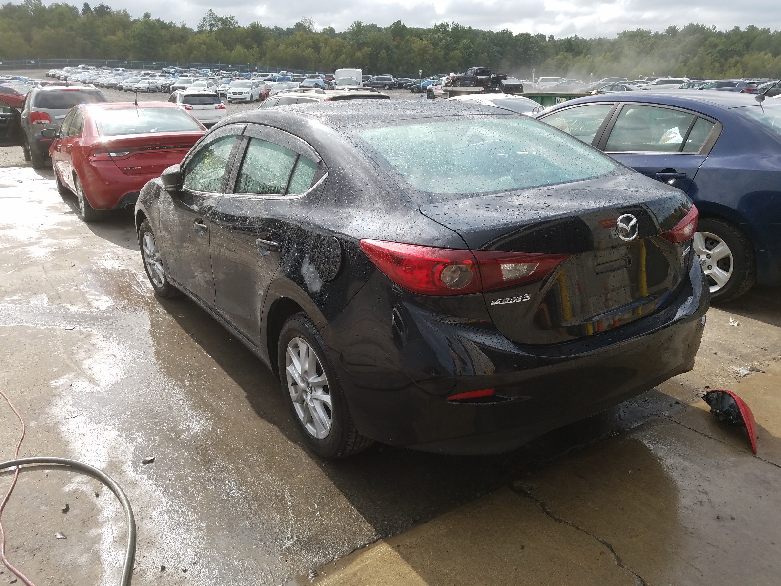 Photo 3 from auction – 2017 MAZDA 3 SPORT with VIN 3MZBN1U78HM104328