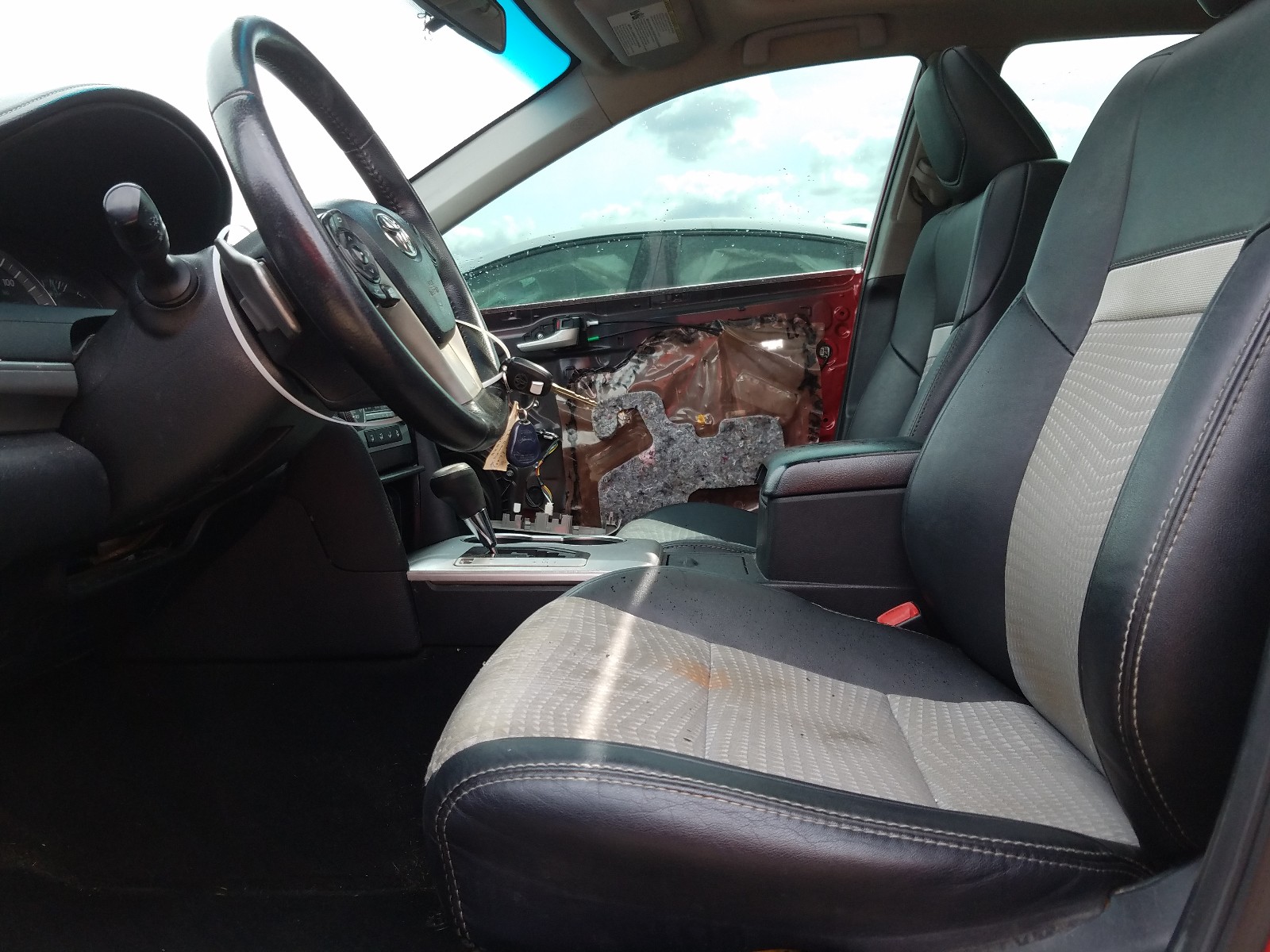 Photo 5 from auction – 2012 TOYOTA CAMRY with VIN 4T1BF1FK0CU613721