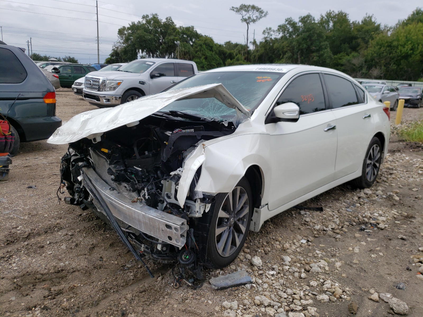 Photo 2 from auction – 2017 NISSAN ALTIMA 2.5 with VIN 1N4AL3AP0HC297635