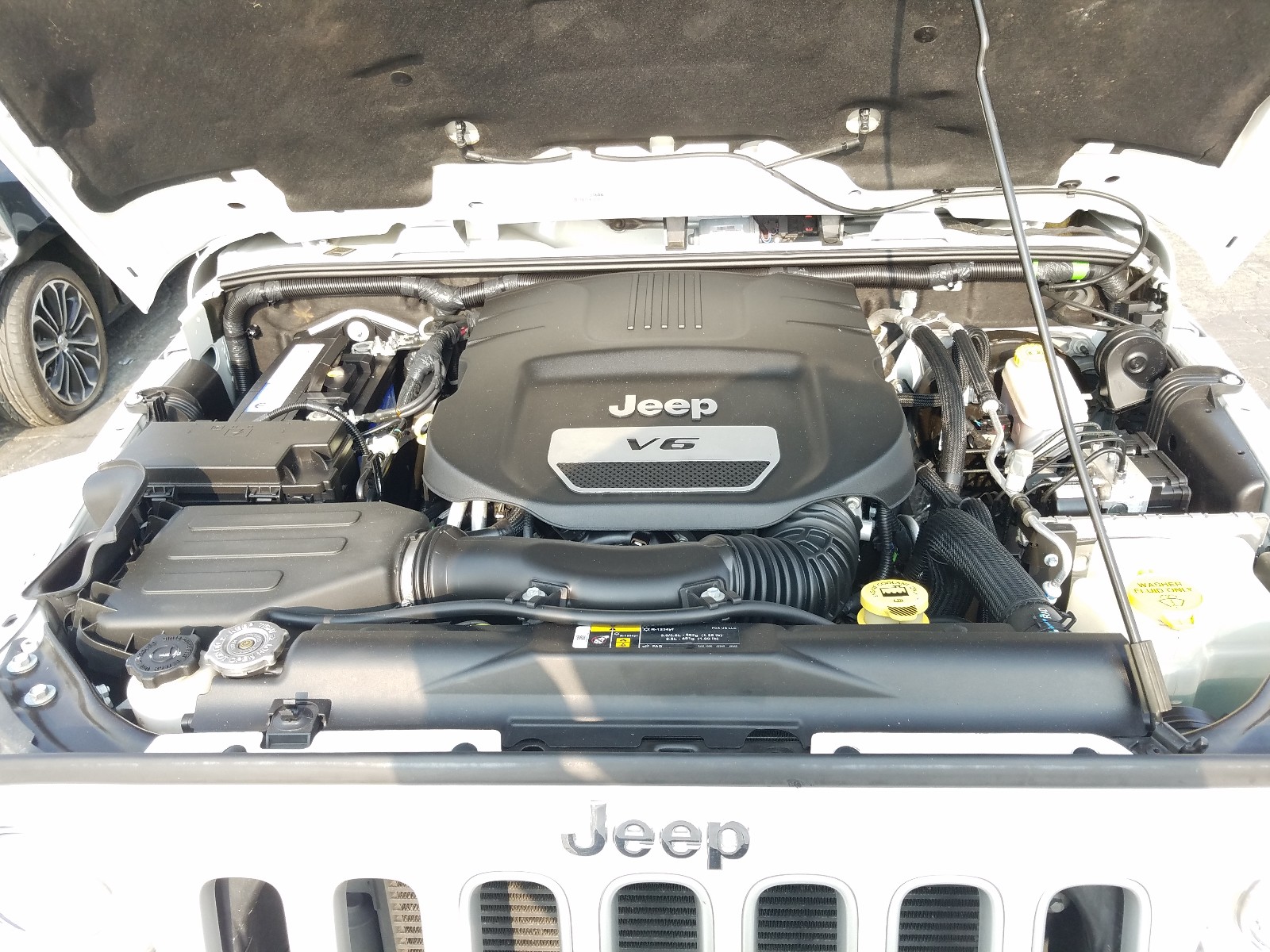 Photo 7 from auction – 2018 JEEP WRANGLER U with VIN 1C4HJWEG2JL930586