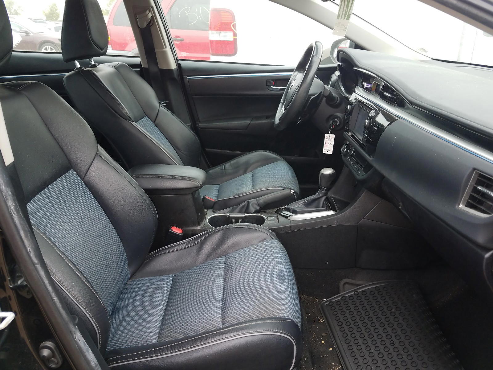 Photo 5 from auction – 2016 TOYOTA COROLLA L with VIN 5YFBURHE7GP514591