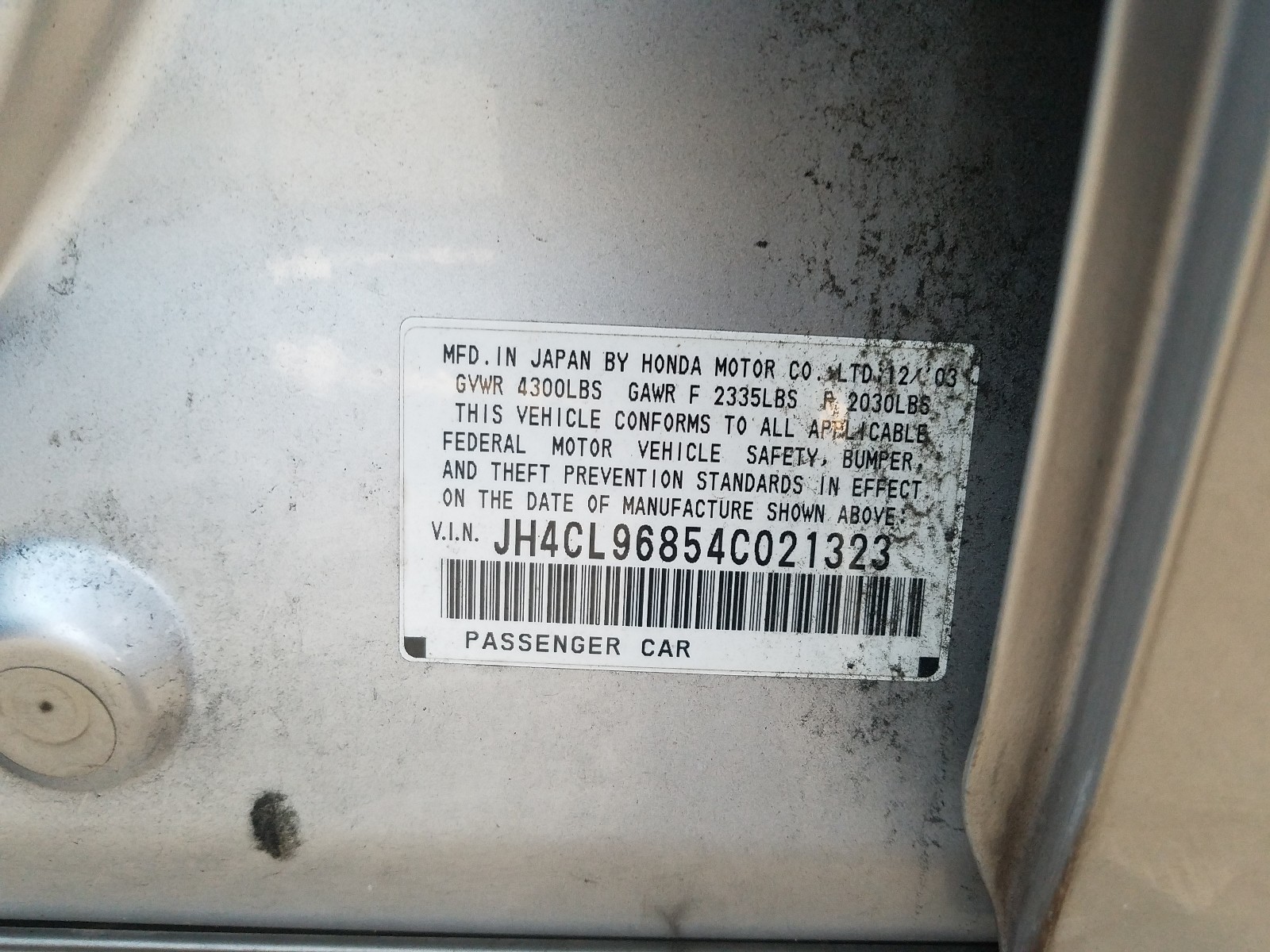 Photo 10 from auction – 2004 ACURA TSX with VIN JH4CL96854C021323
