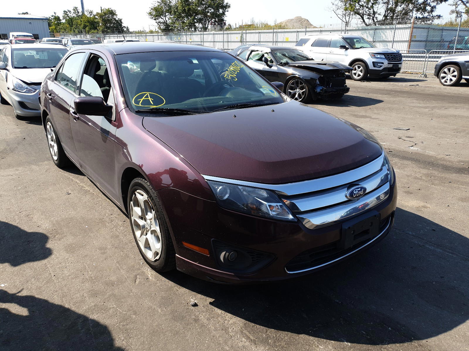 FORD FUSION 2011 with VIN 3FAHP0HA2BR330050 - Photo from auction