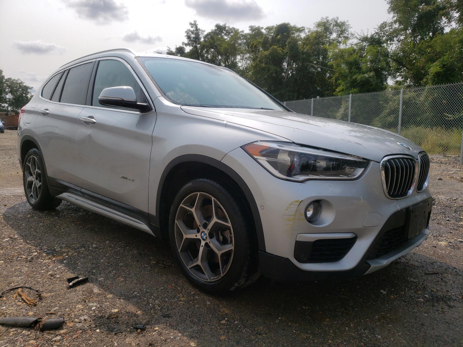 BMW X1 XDRIVE2 2016 with VIN WBXHT3C33G5E47071 - Photo from auction