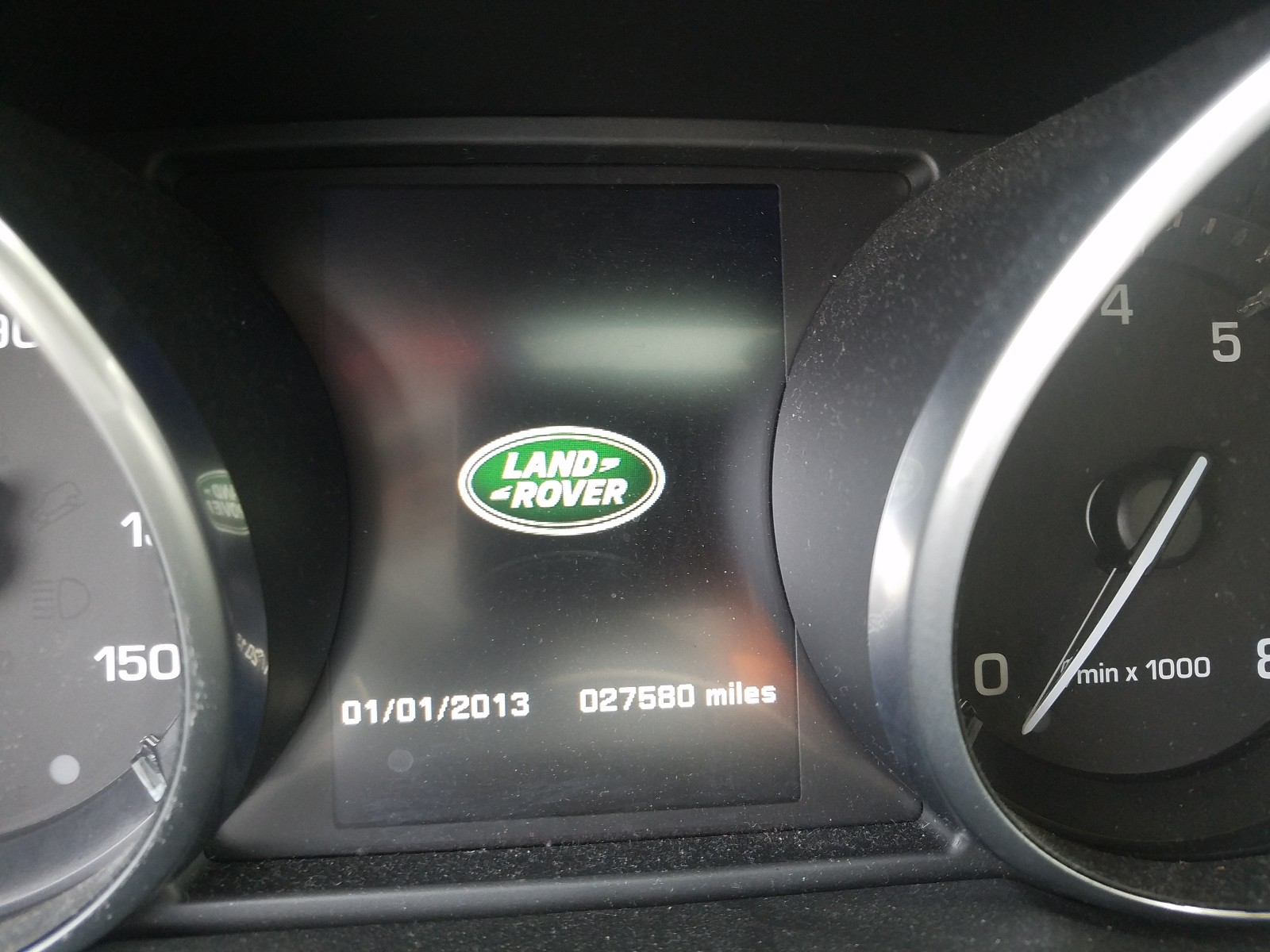 Photo 8 from auction – 2014 LAND ROVER RANGE ROVE with VIN SALVP2BG8EH902579