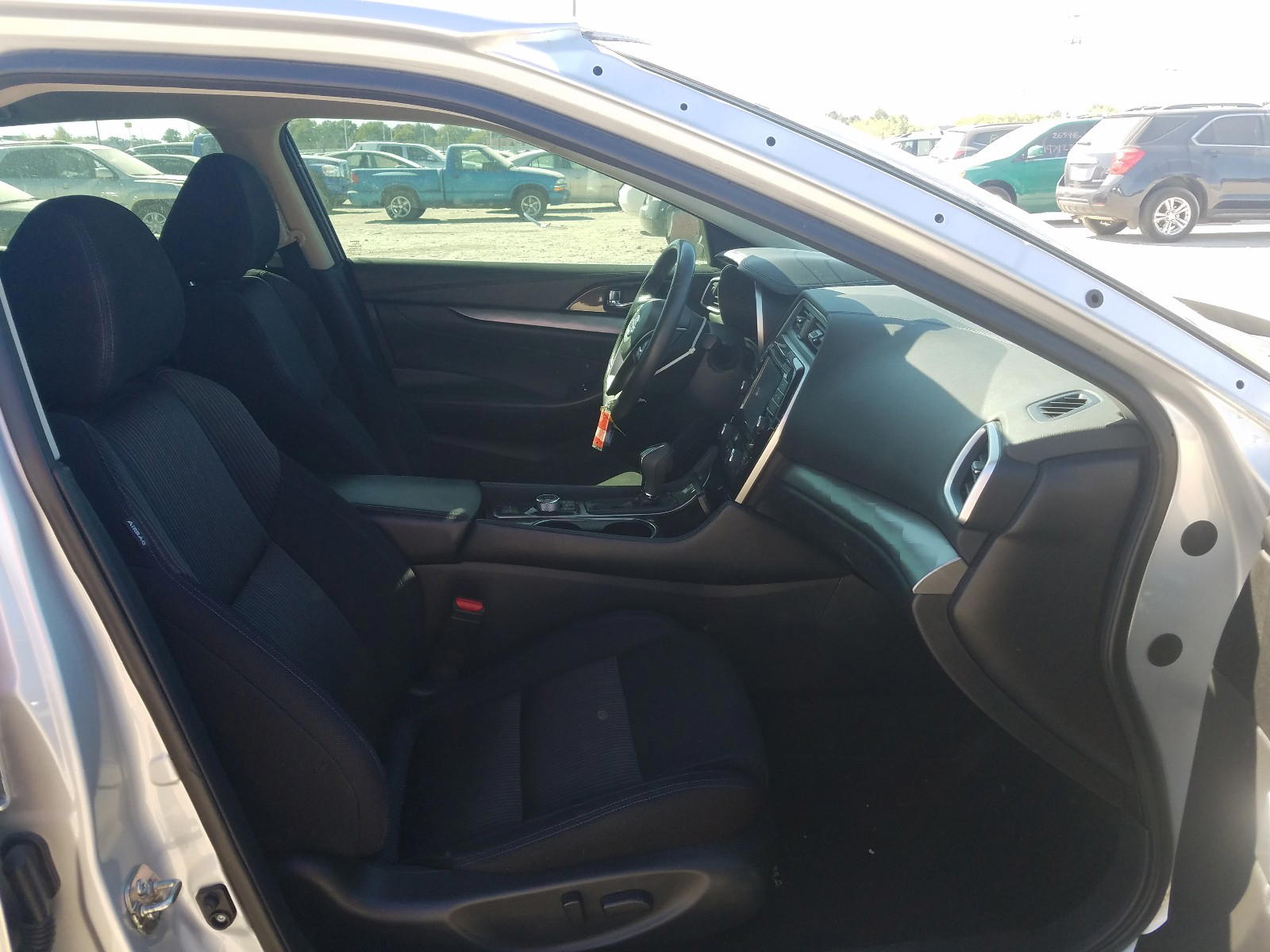 Photo 5 from auction – 2016 NISSAN MAXIMA 3.5 with VIN 1N4AA6AP1GC393036