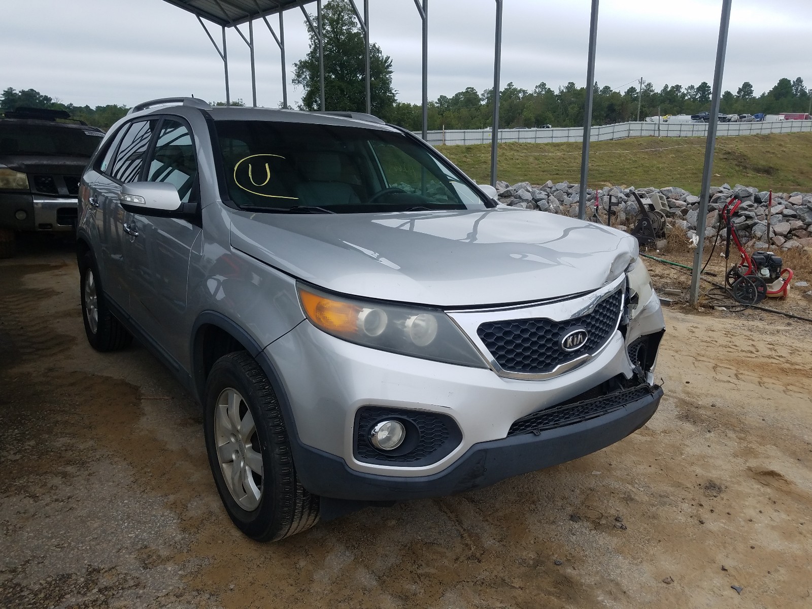 KIA SORENTO BA 2011 with VIN 5XYKT3A10BG053285 - Photo from auction