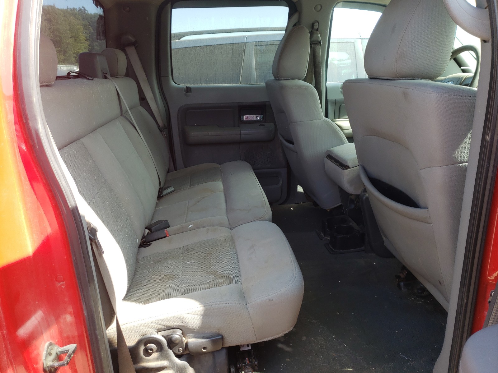 Photo 6 from auction – 2006 FORD F150 SUPER with VIN 1FTPW14586FA75947