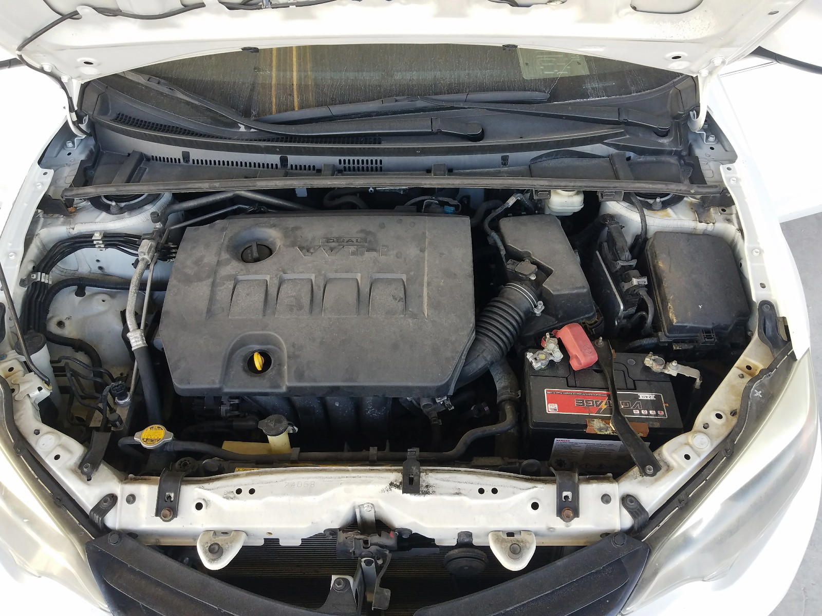 Photo 7 from auction – 2016 TOYOTA COROLLA L with VIN 5YFBURHE1GP449544
