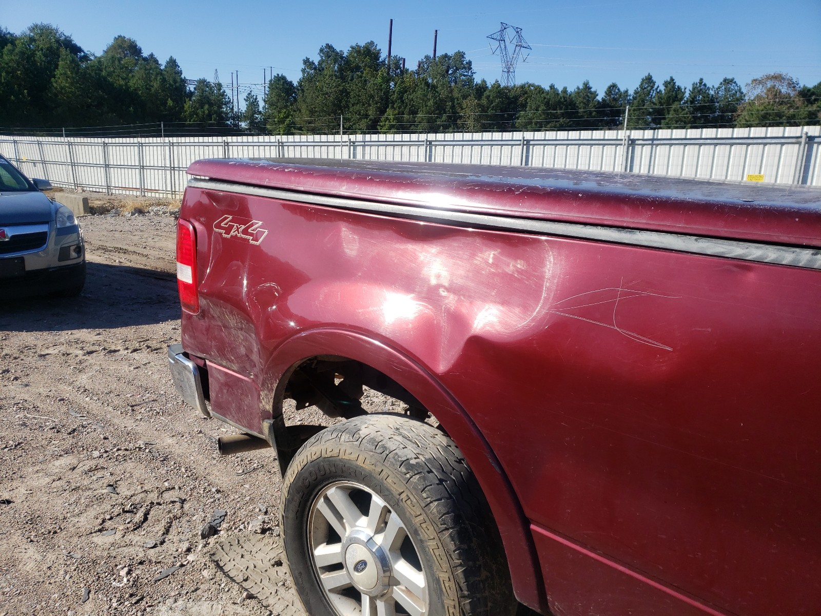 Photo 9 from auction – 2004 FORD F150 with VIN 1FTPX14544NC22801