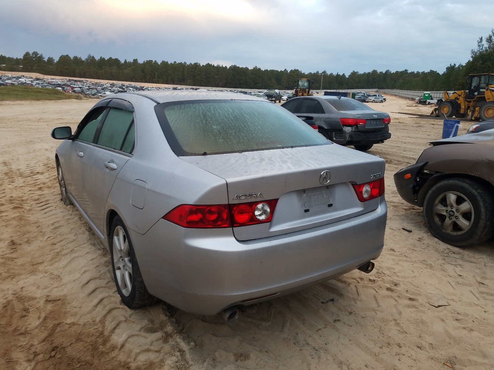 Photo 3 from auction – 2004 ACURA TSX with VIN JH4CL96854C021323