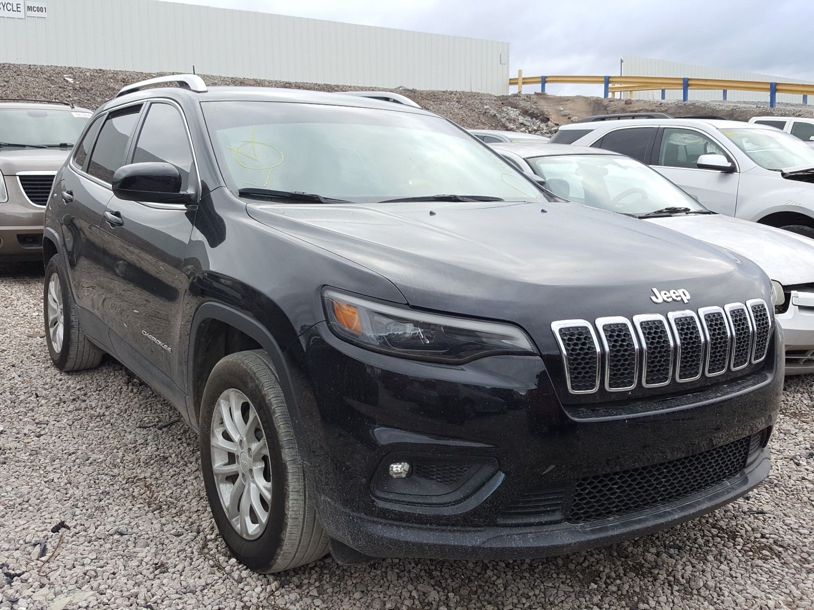 Photo 1 from auction – 2019 JEEP CHEROKEE L with VIN 1C4PJLCB5KD357681