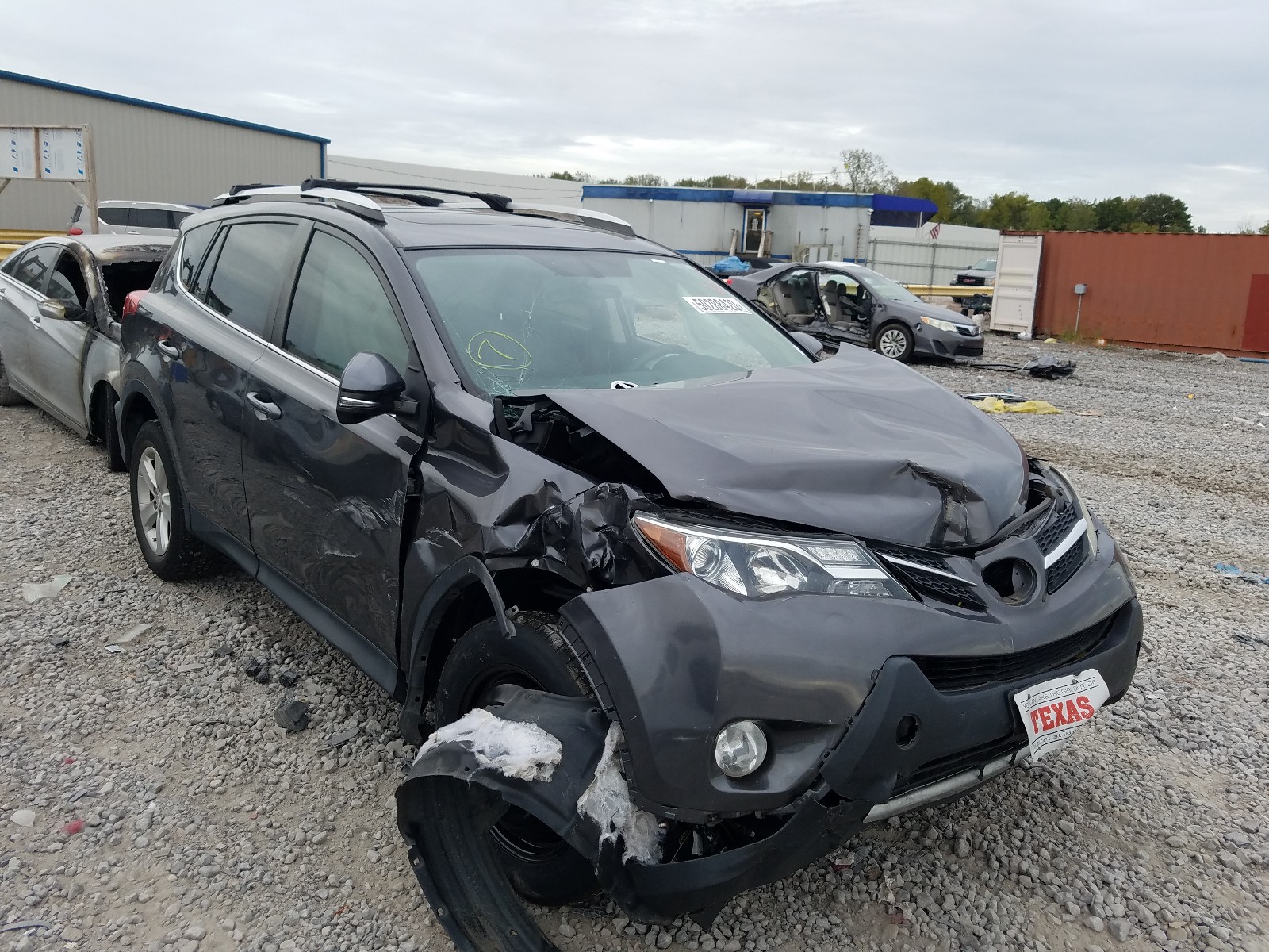 Фото 1 с аукциона – 2014 TOYOTA RAV4 с VIN 2T3WFREV5EW077676