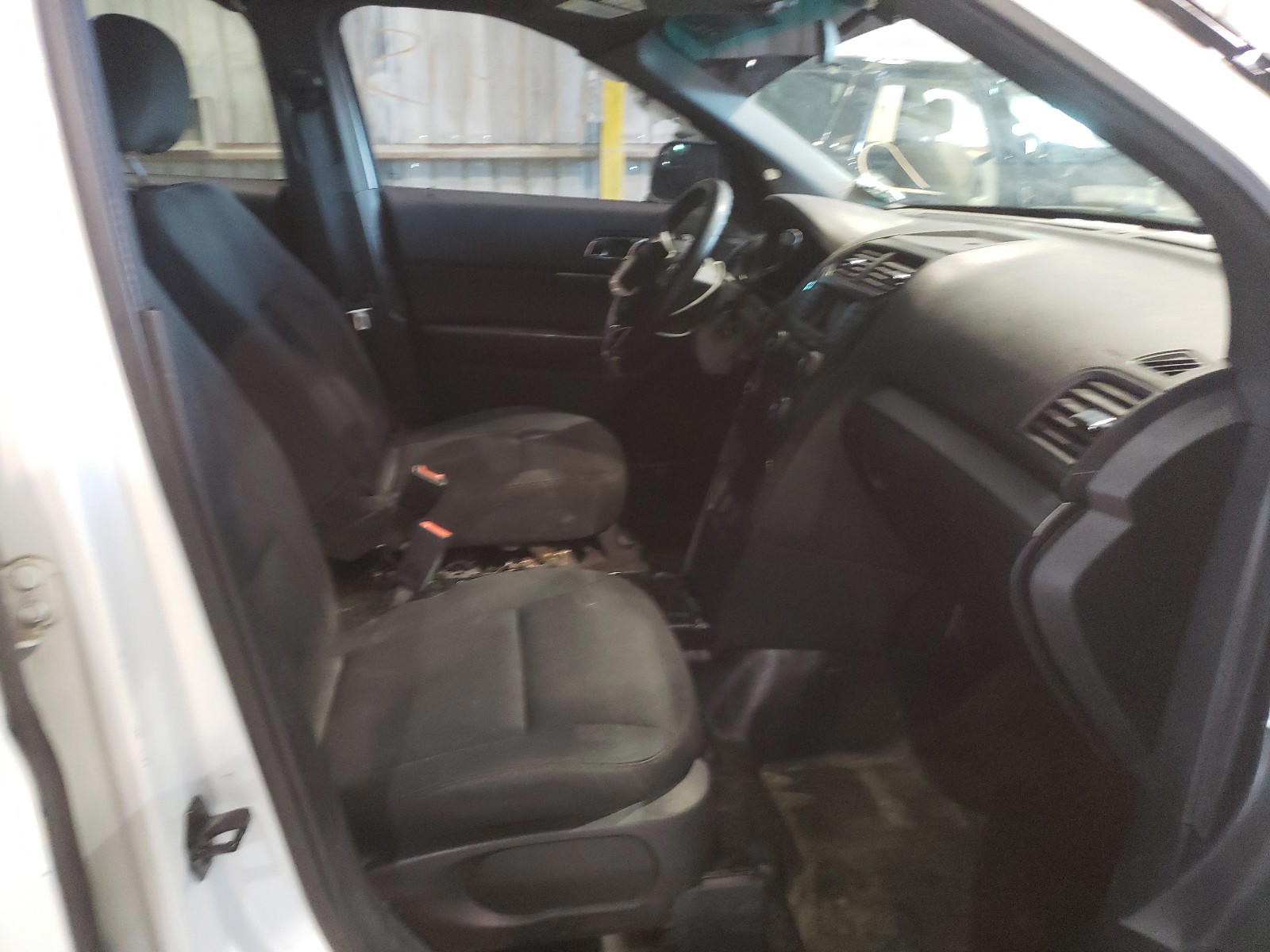 Photo 5 from auction – 2017 FORD EXPLORER P with VIN 1FM5K8AR4HGA79487