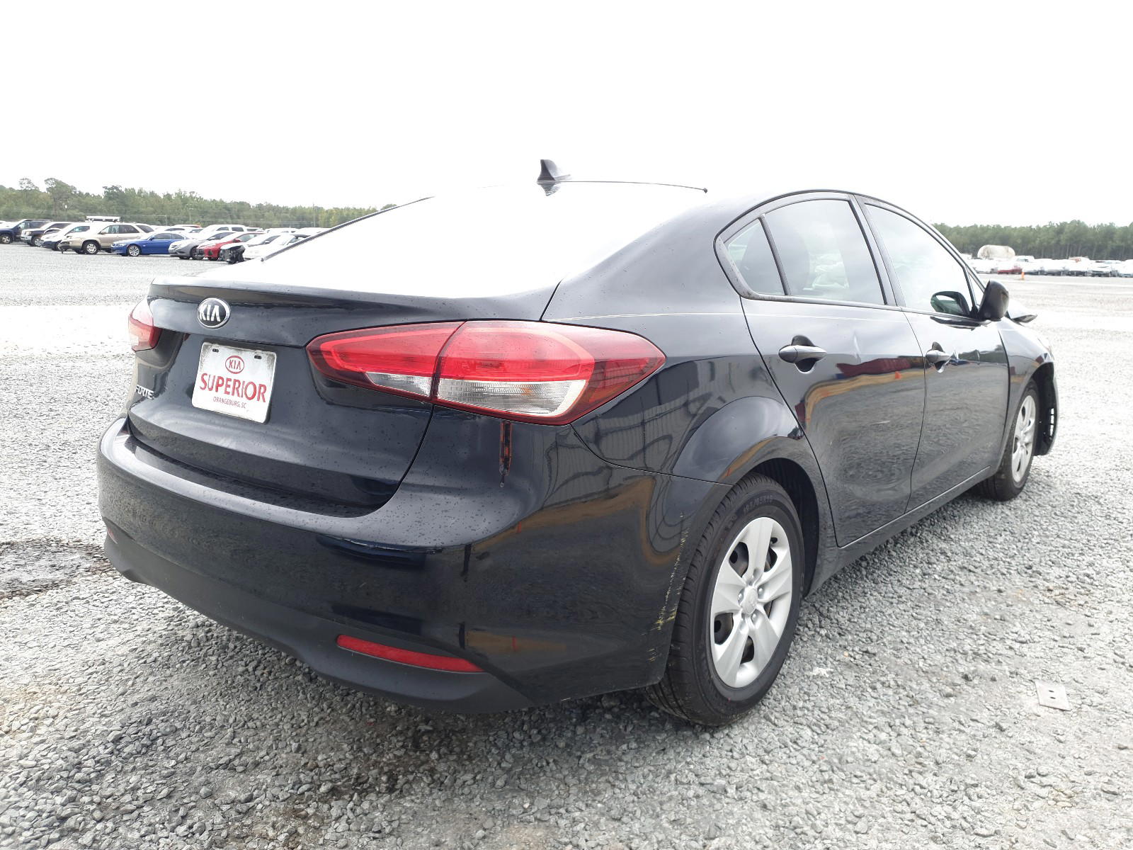 Photo 4 from auction – 2017 KIA FORTE LX with VIN 3KPFK4A78HE101149