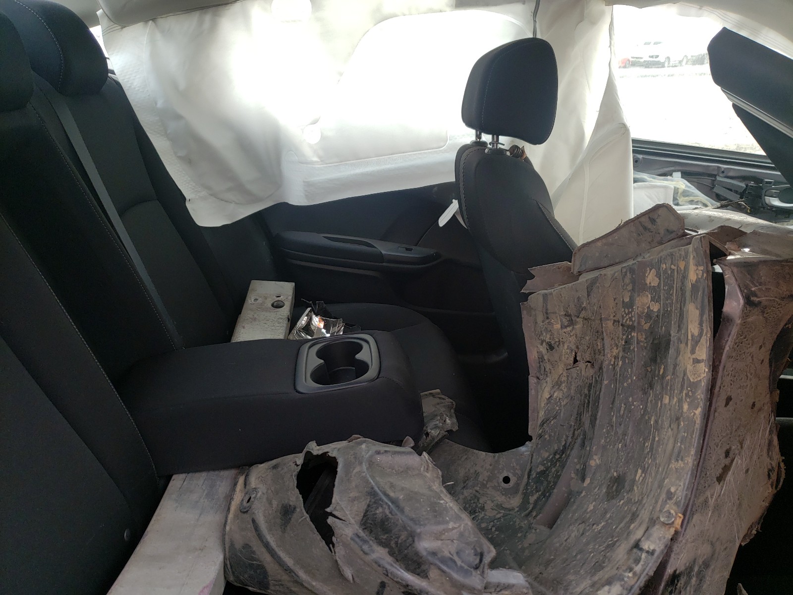 Photo 6 from auction – 2018 HONDA CIVIC EX with VIN 2HGFC1E37JH646208