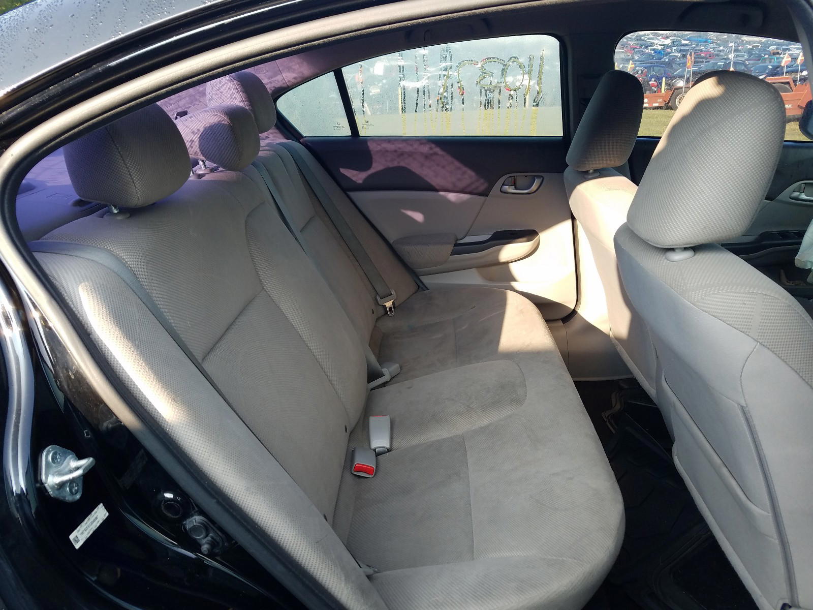 Photo 6 from auction – 2012 HONDA CIVIC LX with VIN 19XFB2F51CE046967