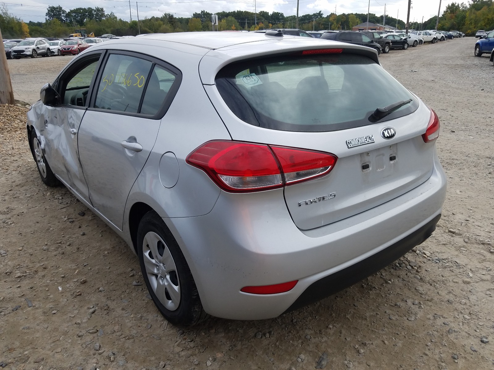 Photo 3 from auction – 2017 KIA FORTE LX with VIN KNAFK5A83H5702413