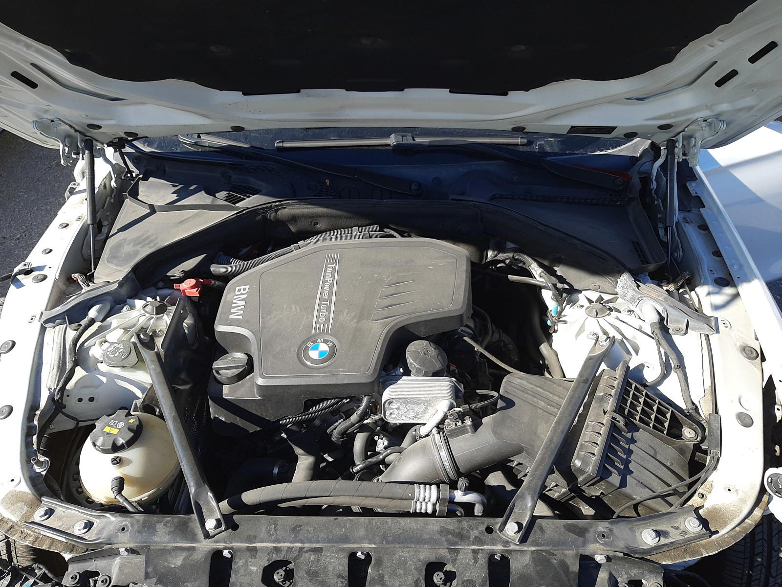 Photo 17 from auction – 2016 BMW 528 I with VIN WBA5A5C5XGD529138