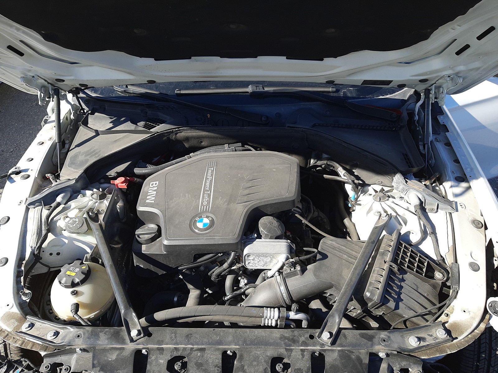 Фото 17 с аукциона – 2016 BMW 528 I с VIN WBA5A5C5XGD529138