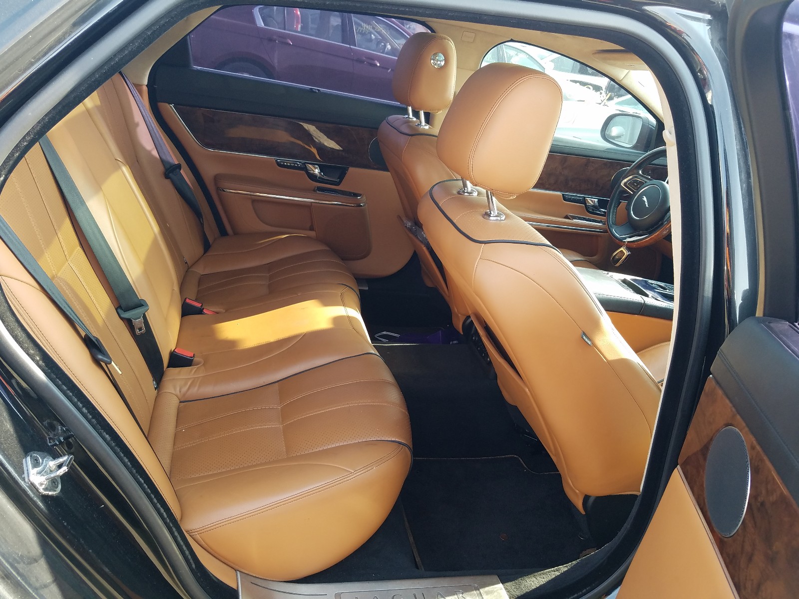 Photo 6 from auction – 2012 JAGUAR XJL with VIN SAJWA2GB8CLV29498