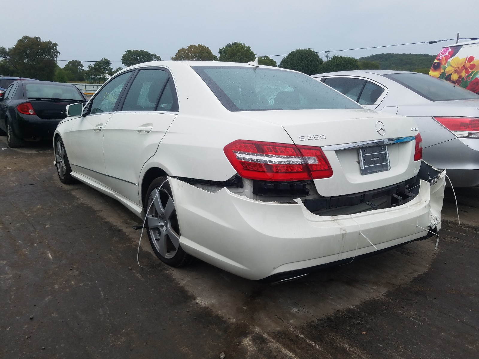 Photo 3 from auction – 2010 MERCEDES-BENZ E 350 4MAT with VIN WDDHF8HB7AA209596