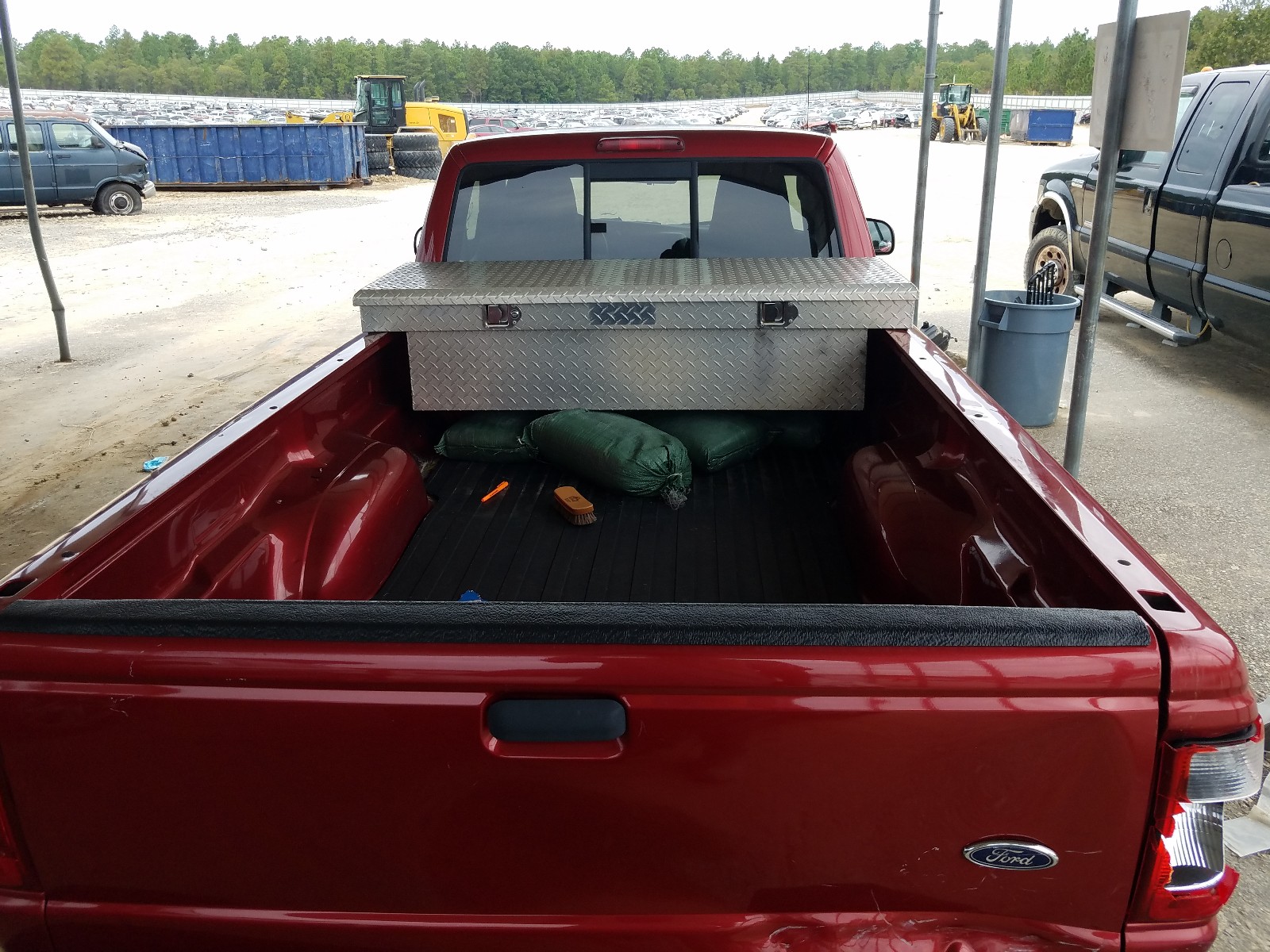 Photo 6 from auction – 2005 FORD RANGER with VIN 1FTYR10U15PA59977