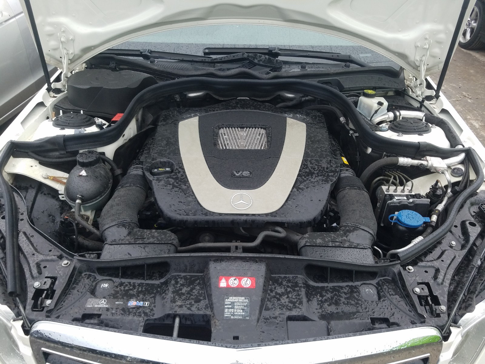 Photo 7 from auction – 2010 MERCEDES-BENZ E 350 4MAT with VIN WDDHF8HB7AA209596