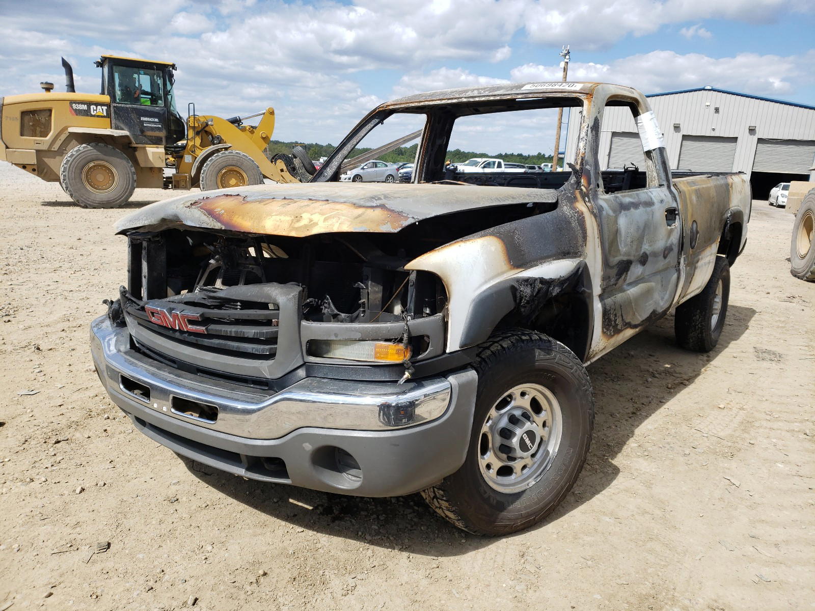 Photo 2 from auction – 2007 GMC SIERRA C25 with VIN 1GTHC24U57E149925