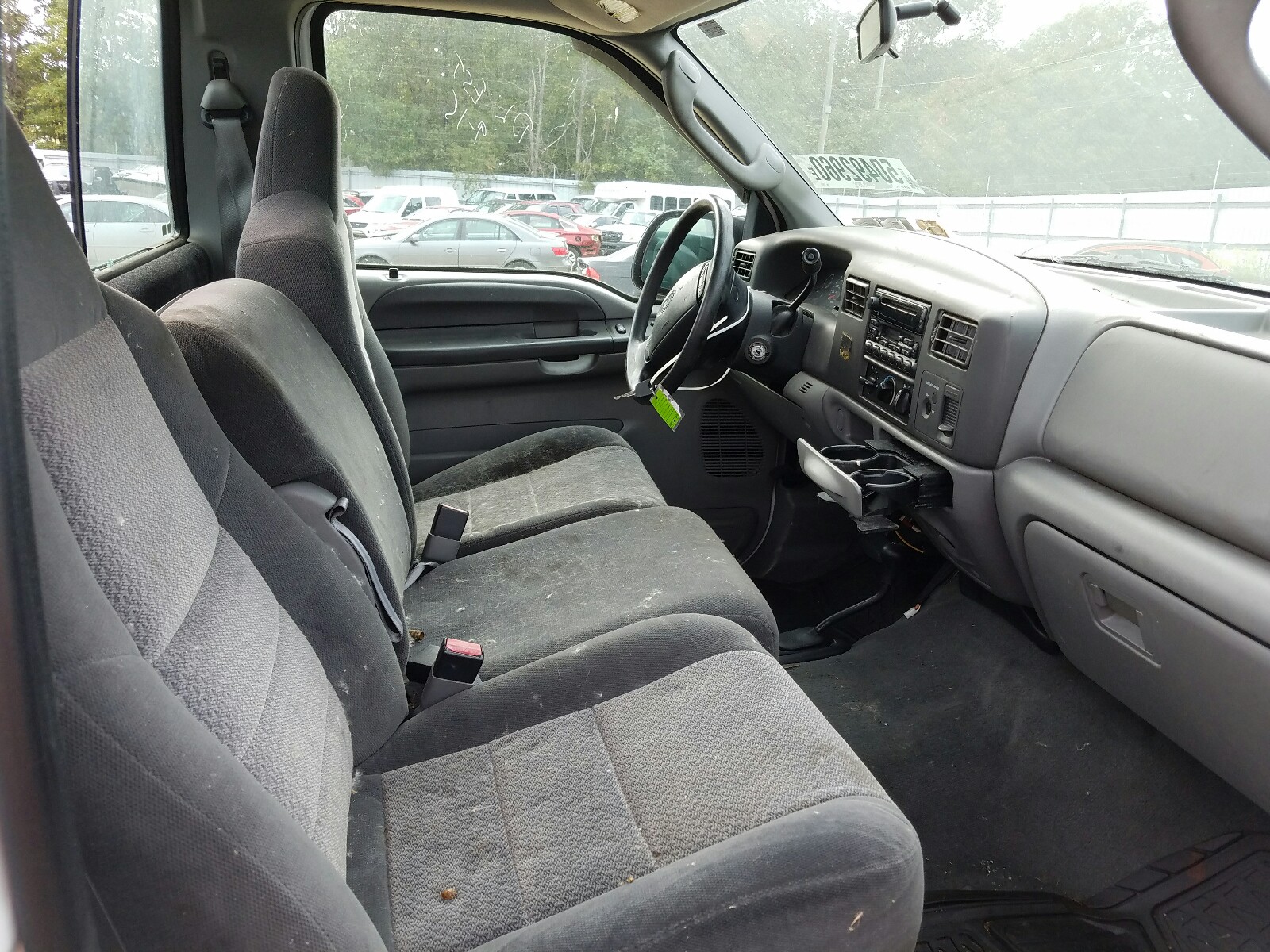 Photo 5 from auction – 2003 FORD F250 SUPER with VIN 1FTNF21L73EA36221