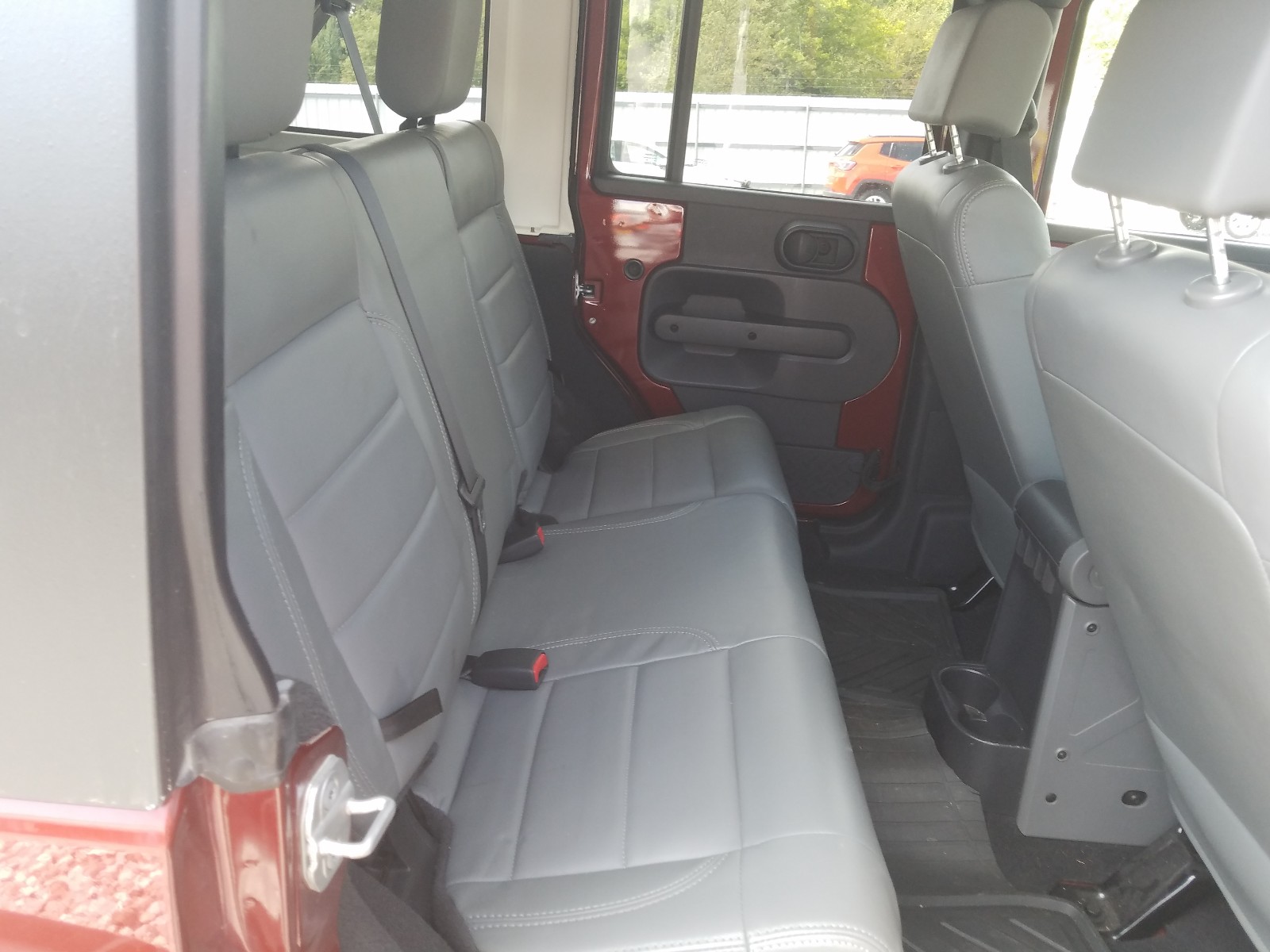 Photo 6 from auction – 2008 JEEP WRANGLER U with VIN 1J4GA59148L572892