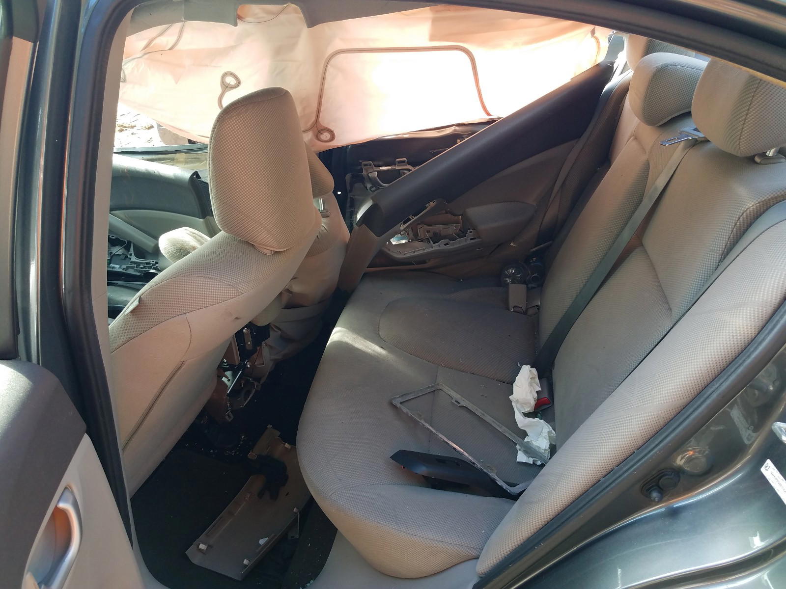 Photo 6 from auction – 2012 HONDA CIVIC LX with VIN 19XFB2F51CE012334