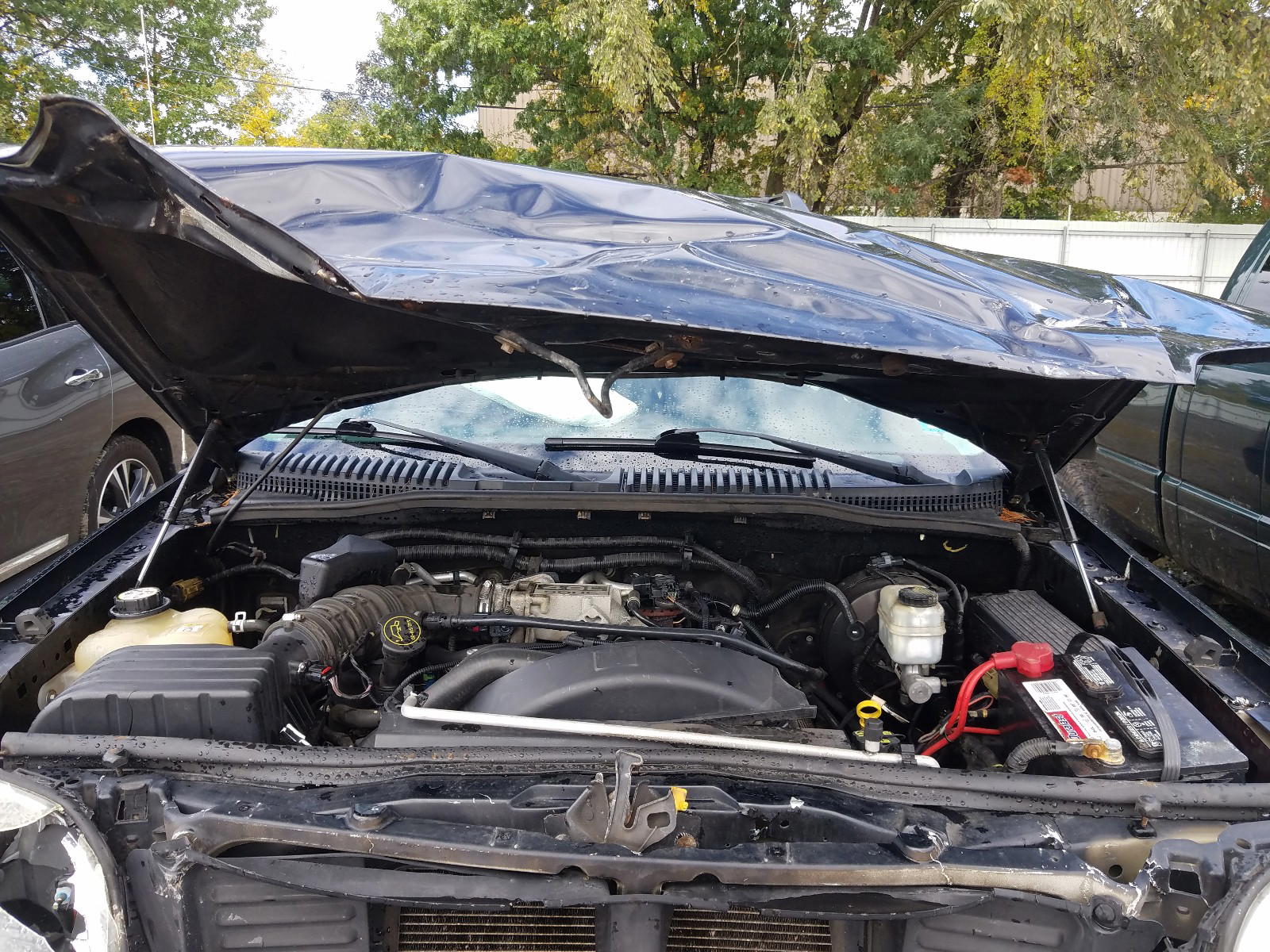 Photo 7 from auction – 2005 MERCURY MOUNTAINEE with VIN 4M2DU86W85ZJ10341