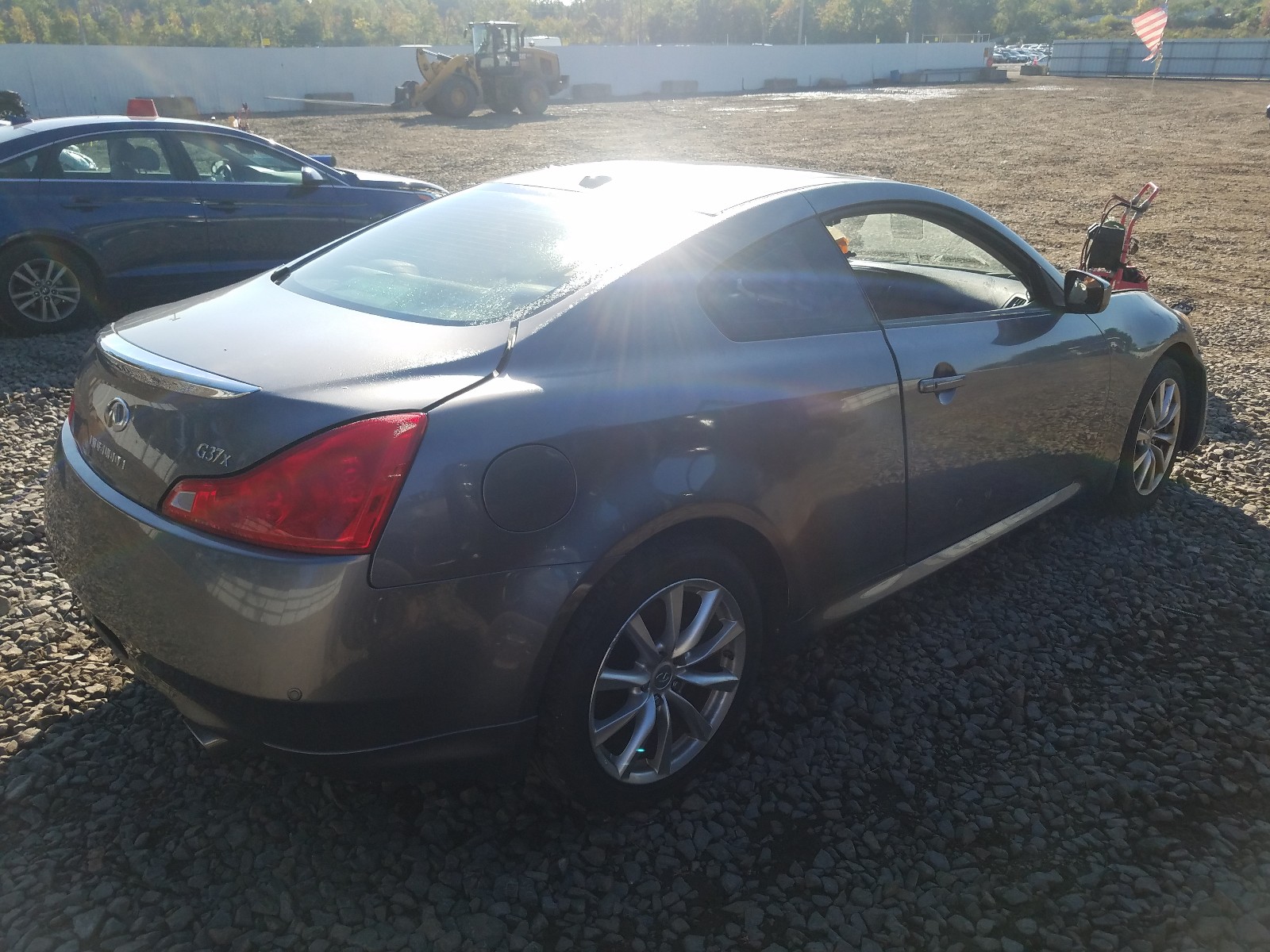 Photo 4 from auction – 2011 INFINITI G37 with VIN JN1CV6EL5BM261630