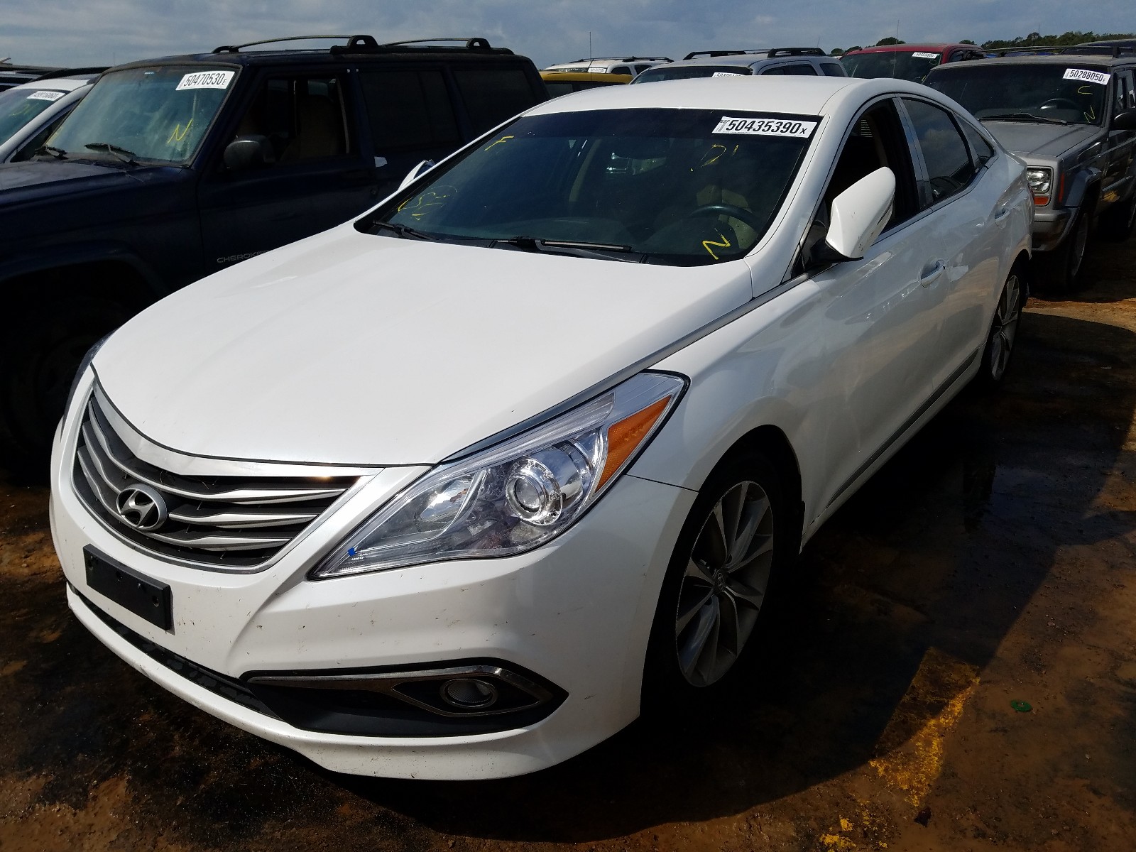 Photo 2 from auction – 2015 HYUNDAI AZERA with VIN KMHFG4JGXFA442369