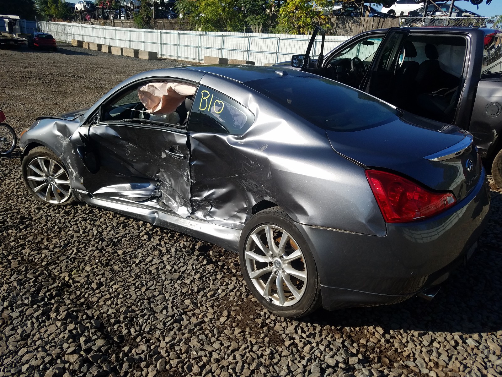 Photo 3 from auction – 2011 INFINITI G37 with VIN JN1CV6EL5BM261630