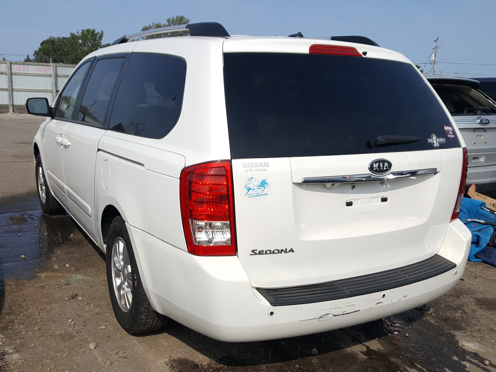 Photo 3 from auction – 2012 KIA SEDONA LX with VIN KNDMG4C75C6442142